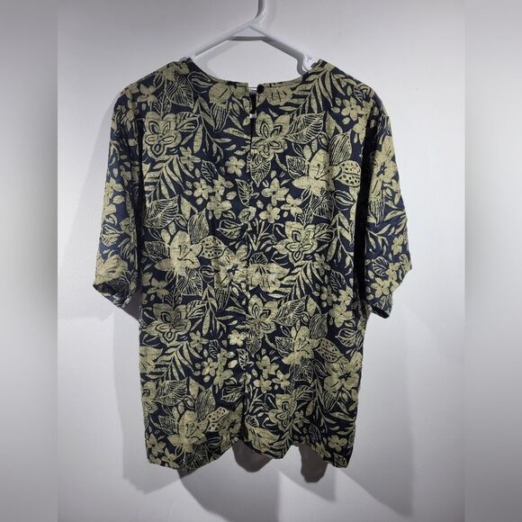 Binder Sportswear black and green floral pull over top - Picture 2 of 5